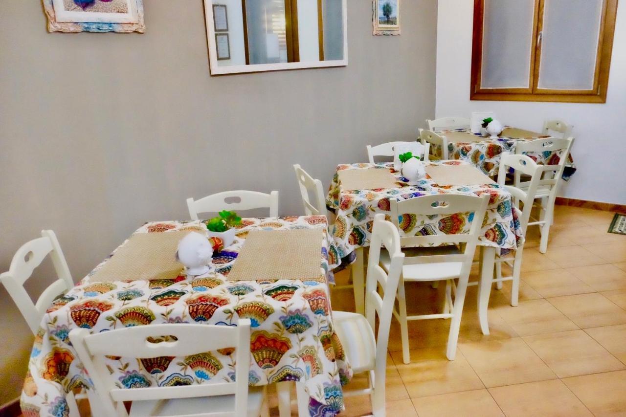 ブリンディジ Dimora Del Casale Bed & Breakfast エクステリア 写真