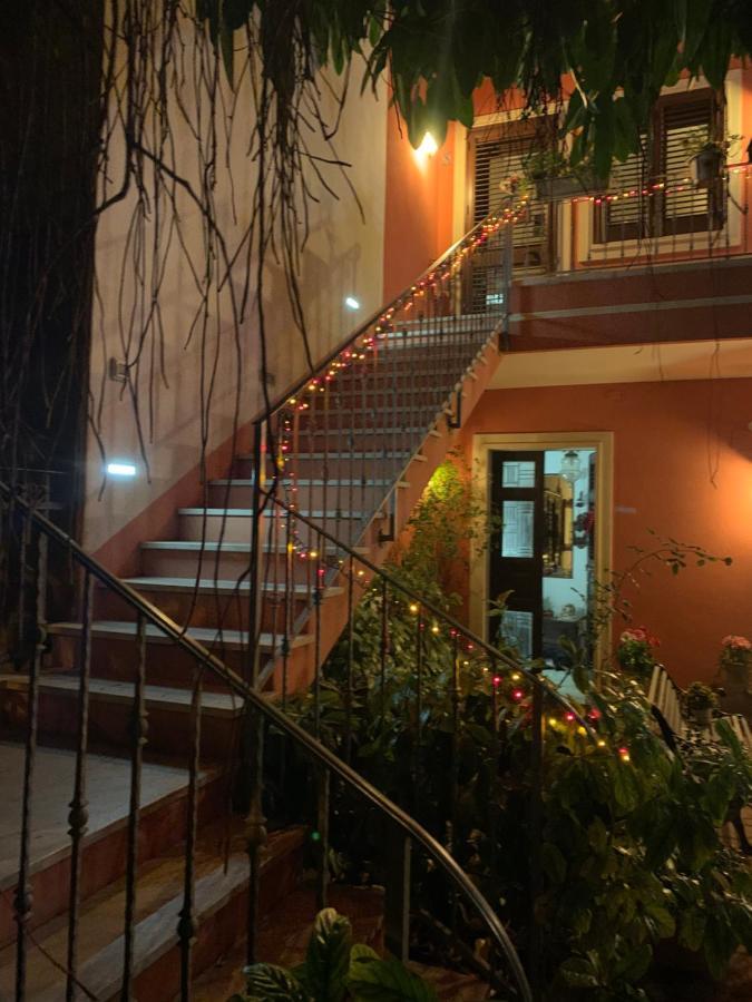 ブリンディジ Dimora Del Casale Bed & Breakfast エクステリア 写真